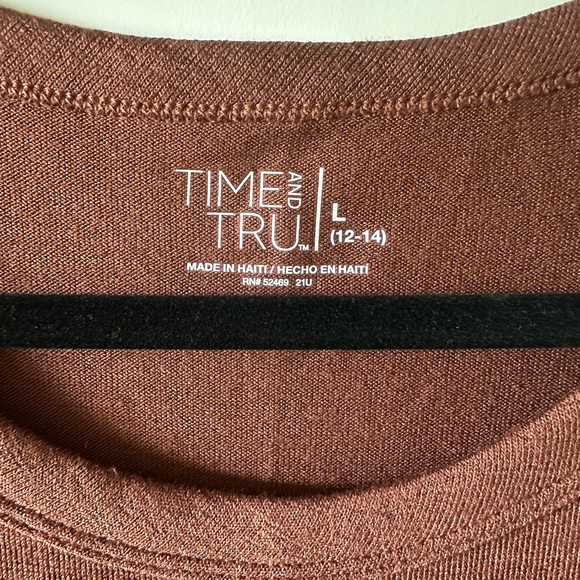 Time and Tru Rust Long Sleeve Shirt - Picture 3 of 4